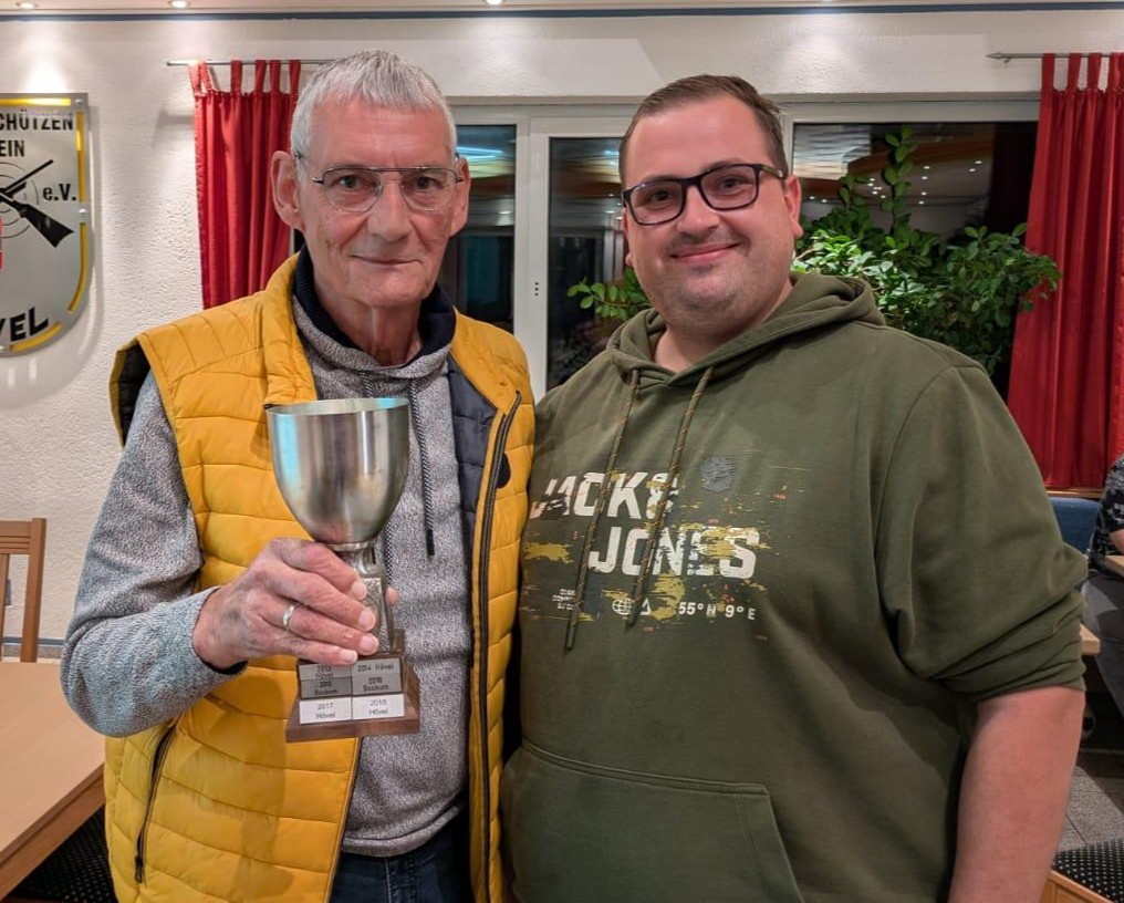 Vergleichsschießen 2025 - der Pokal bleibt in Bockum!